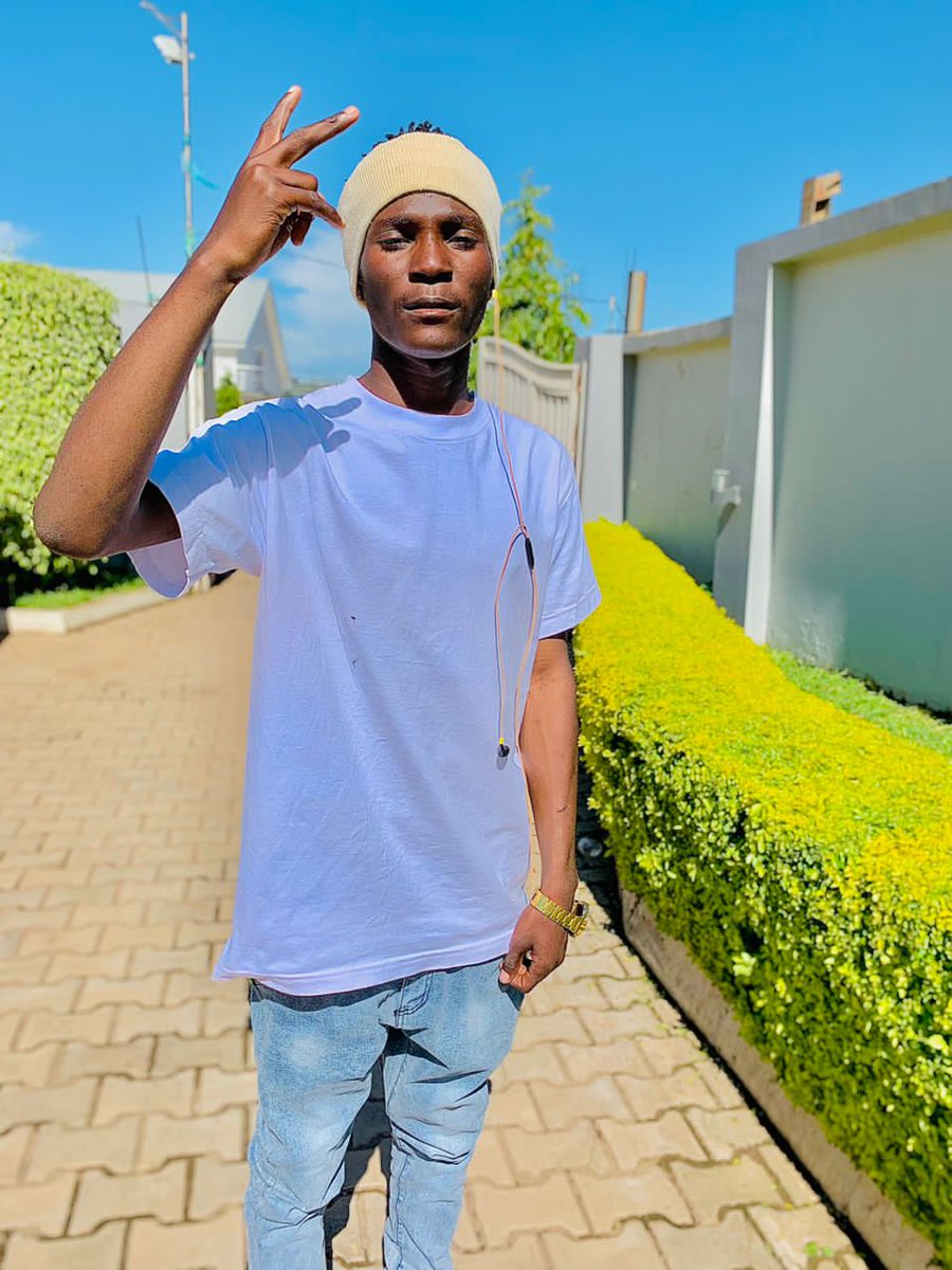 CSweecro's tweet image. C'est carré