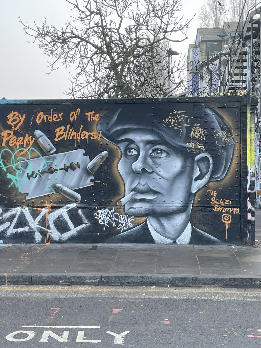 Seanbulger's tweet photo. Another good ‘en in brick lane this week https://t.co/1AJrph1IJ4