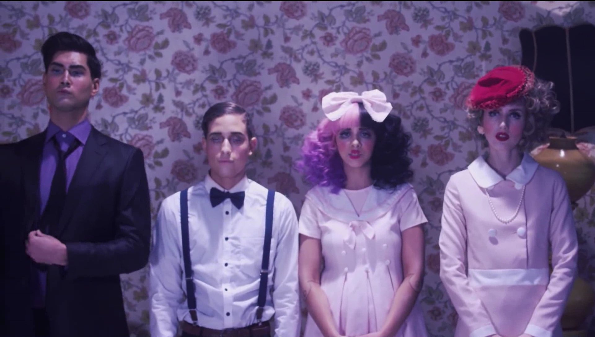 диана коваленко леди диана. севиль клип кукла. дол хаус мелани мартинес. клип кукольный. у.