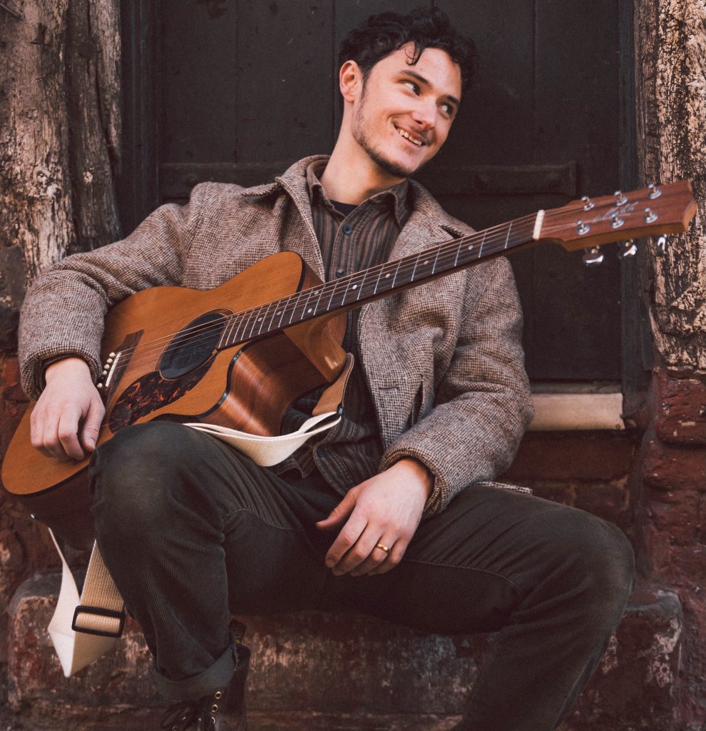 I’ve got a new song coming out on the 24th February! 👀🎶🎸