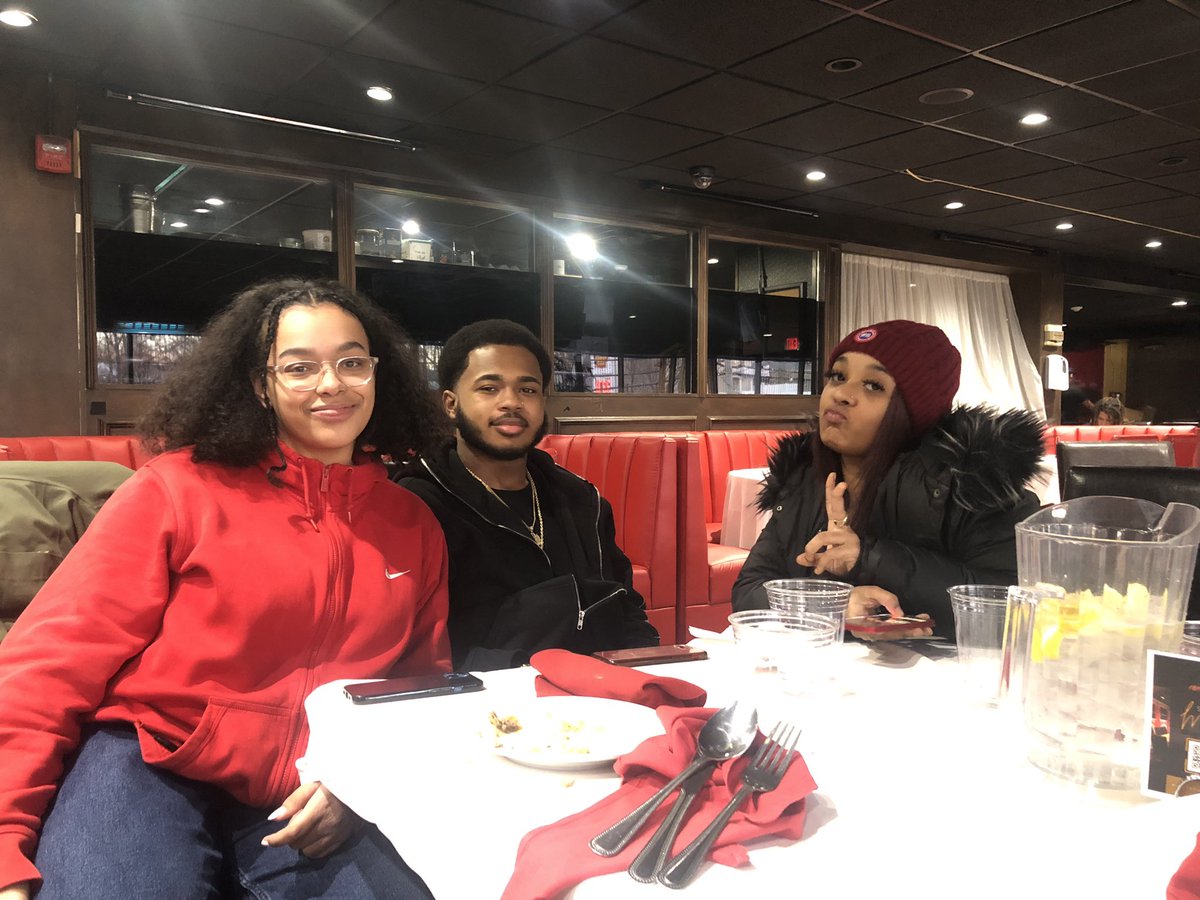 DamaliVidot's tweet image. The difference between me &amp;amp; you is, you run on Dunkins 

&amp;amp; me?

Well I run on these cute lil &amp;amp; big munchkins 🥰 

I got a new nephew y’all 😊
#famfirst #mamabear #titimali