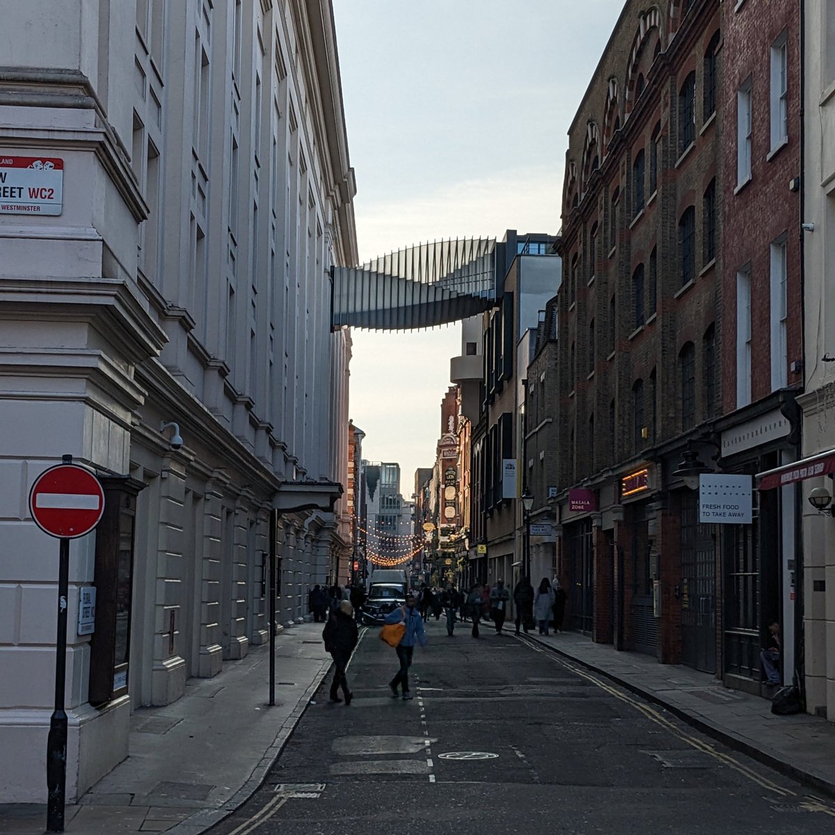 HSUStudyAbroad's tweet photo. Study abroad with HSU. #hsulife https://t.co/5hWJ88eV38