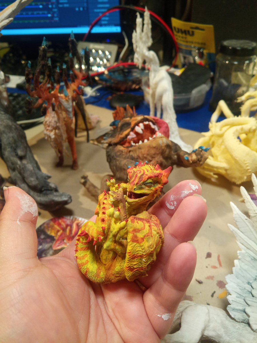 AkeylA_com's tweet photo. Wir malen Drachen und Flügelwölfe an https://t.co/uXI2UdQKU8 https://t.co/Ct26ODQEWu