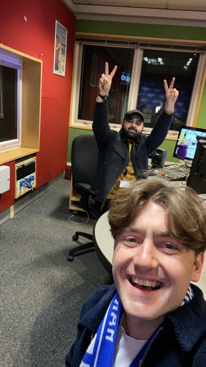 MickyyGall's tweet photo. Made the trip over the Transporter Bridge to join the main man @shakkmusic for his @bbcintroducing show

📻 📻 Tune in here 📻 📻
https://t.co/en8dyx7rkJ

@bbcteesintro https://t.co/iDB5YsJitn