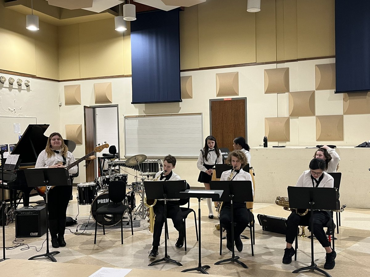 DelancoBands's tweet photo. Another great time and learning experience at @ the Rowan University Jazz festival https://t.co/SD4dSe3H89