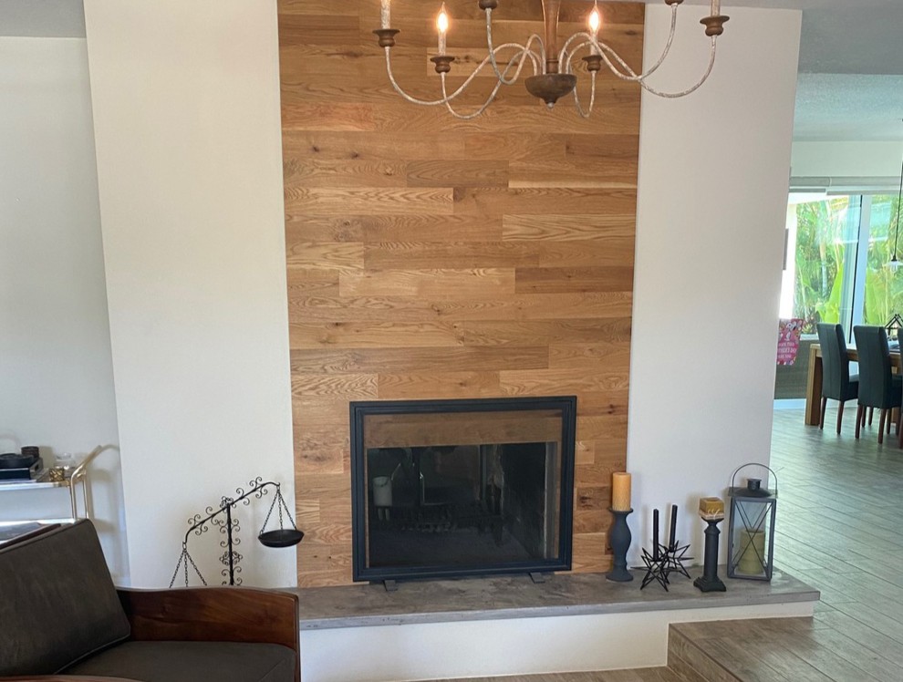 Timberchic_ME's tweet photo. 😘To SPARK JOY
 1) A Golden Oak fireplace. 
 2) A Timberchic Sale!
 use code- HEARTS15 at check-out to receive 15% off sitewide❣️
|From the Woods- 4" golden oak/white Oak wood|
https://t.co/AHA35JpEl3 https://t.co/gRdVwcMEY2