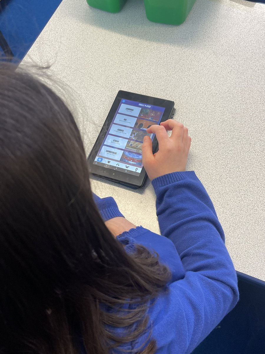 Miss_C_Nelson_'s tweet photo. Flamingo class have been enjoying using the Kindles daily to practice their times tables. The children are becoming so quick…just watch how quick their fingers move. @PelhamPrimary_ @trustilluminate https://t.co/1fBBCzSK0U