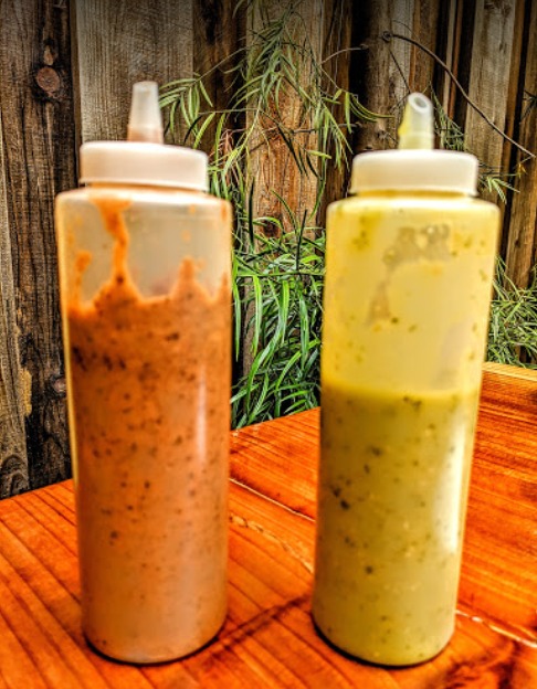 All of our salsas are made in-house! 🔥 What's your favorite salsa of ours?
#UnderdogsTres