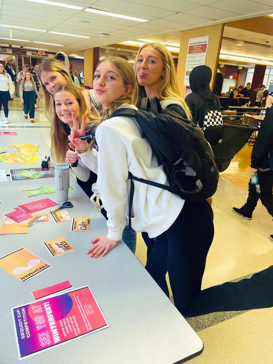 ProfeGarcia117's tweet photo. Today during lunch hours Ss write their names on different color neon paper to get #PUMPED for #WinterFest. Most papers up win 2 POINTS towards the #SequoitCup 🏆 Rooting for the Sophomores to take the lead today or for the Freshman to get back in the competiton!! #SequoitPride https://t.co/zGGk6TmzwI