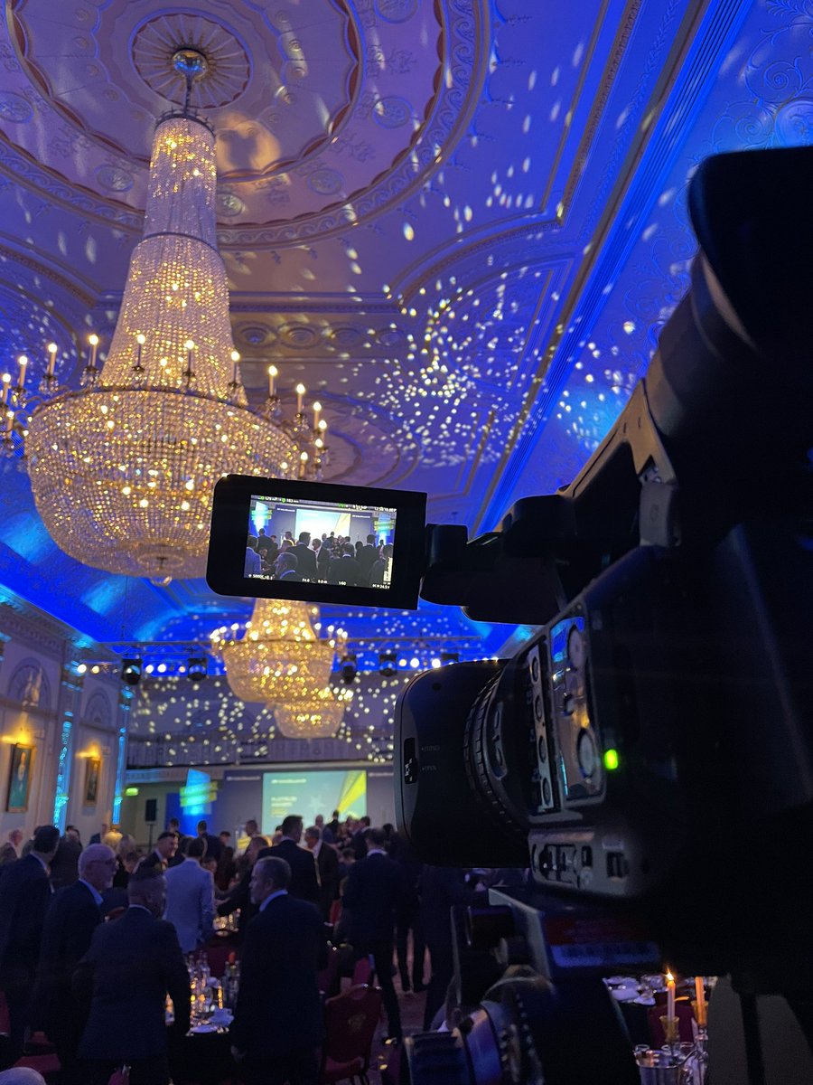 Getting ready for the <a href="/VolkerWesselsUK/">VolkerWessels UK</a> Platinum Awards! 🏆 #videoproduction #livestreaming #london