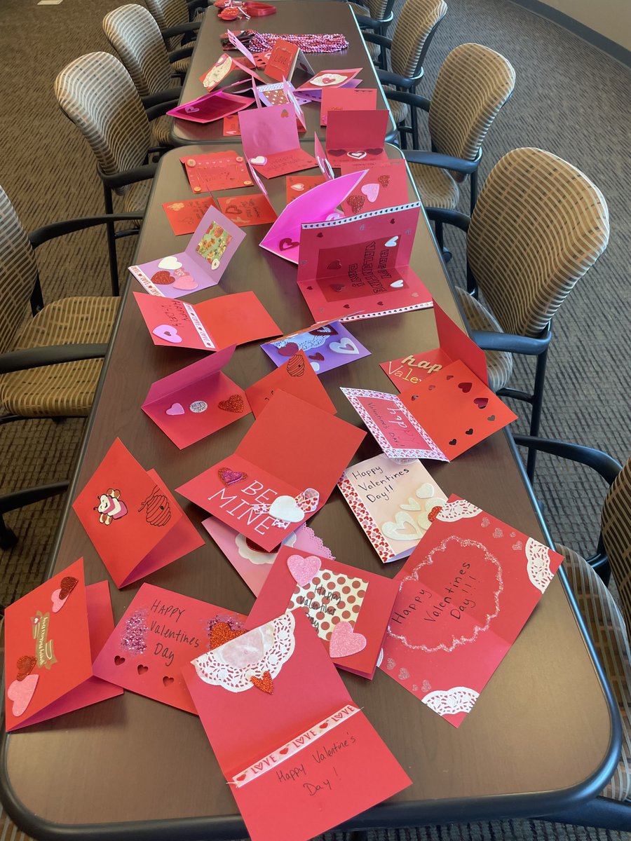 CassCountyElec's tweet photo. CCEC employees felt 'watts' of love today making valentines for the patients of Hospice of the Red River Valley for Giving Hearts Day!!

Employees who donated to charities of their choice today received up to $50 matched by CCEC. #Community #GivingHeartsDay2023 https://t.co/Ulbx7ANUjm