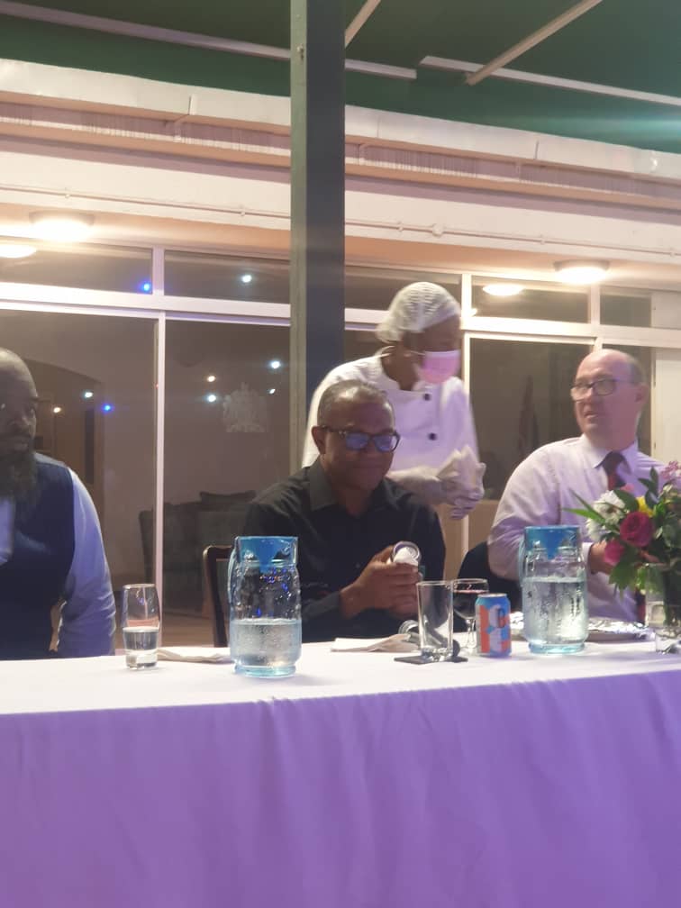 Cheejindu's tweet photo. When the soon to be Presido of your country is sampling the beer you made🍻😌😌
See his wide smile biko..Mama I made it💃🏼💃🏼💃🏼💃🏼💃🏼💃🏼
@PeterObi @BatureBrewery
#Obidatti023 #OBIdients https://t.co/5wv8sE1Efc