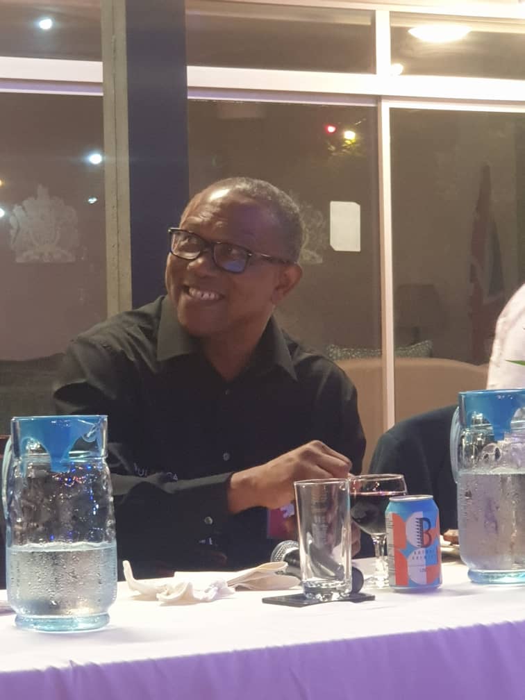 Cheejindu's tweet photo. When the soon to be Presido of your country is sampling the beer you made🍻😌😌
See his wide smile biko..Mama I made it💃🏼💃🏼💃🏼💃🏼💃🏼💃🏼
@PeterObi @BatureBrewery
#Obidatti023 #OBIdients https://t.co/5wv8sE1Efc