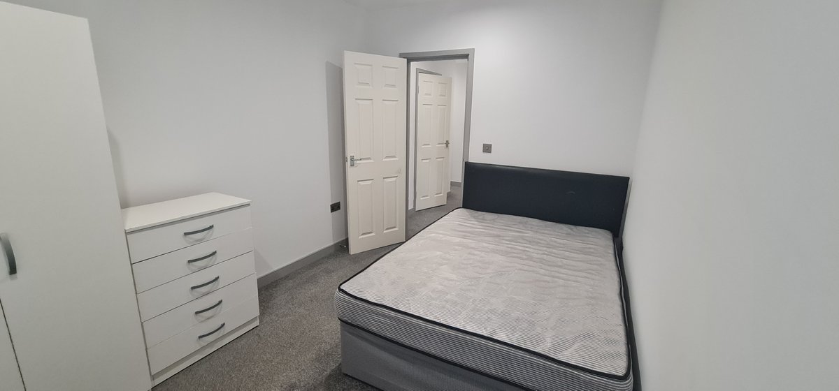 1 bedroom apartment to rent
Spring
https://thehouseshop.com/property-for-s…
#FlatToRent #apartment #Barnsley #Barnsley