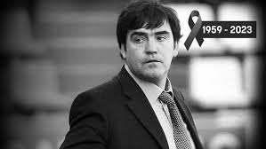 Que en paz descanses marcos querido,aparte de un gran entrenador un gran tipo q es lo q siempre queda,mis condolencias a la familia y a sus amigos
