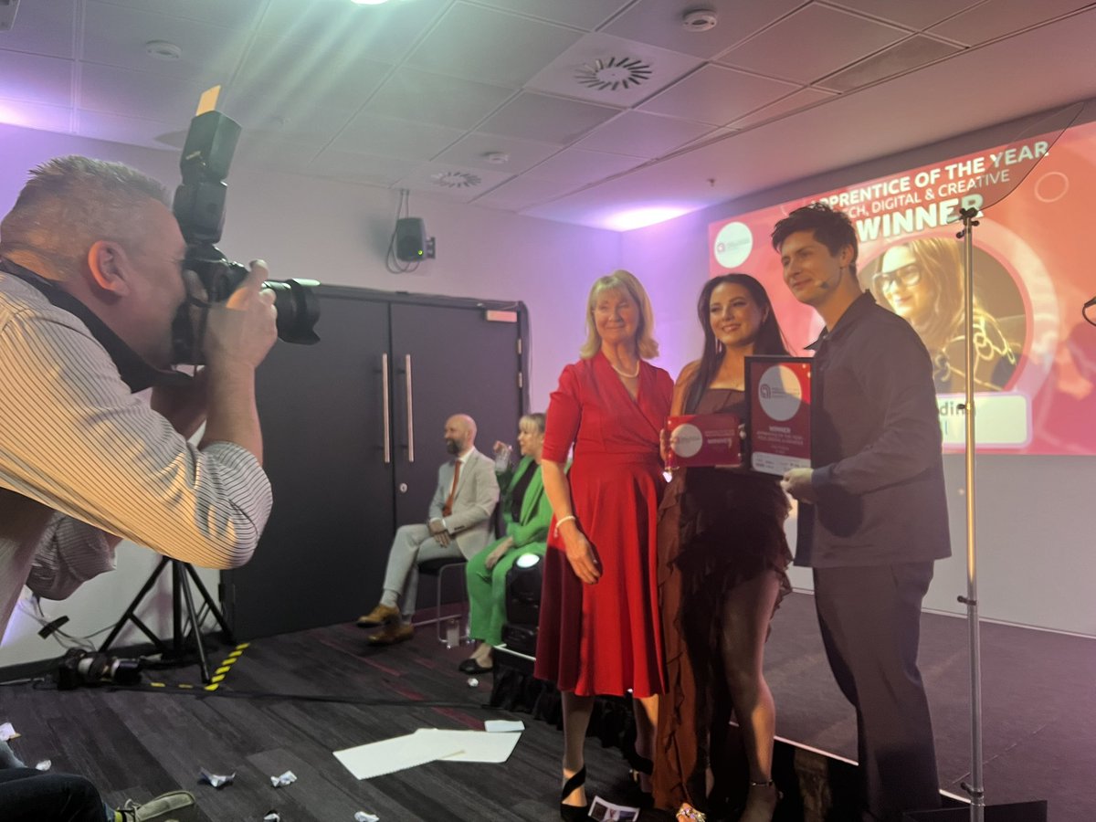 businesslive's tweet photo. The award for Apprentice of the Year - Tech, Digital &amp; Creative, in partnership with @GM_LPN, goes to Amy Pridding from AJ Bell. Well done Amy #NWApprenticeshipAwards https://t.co/GiFuYy6ZUa