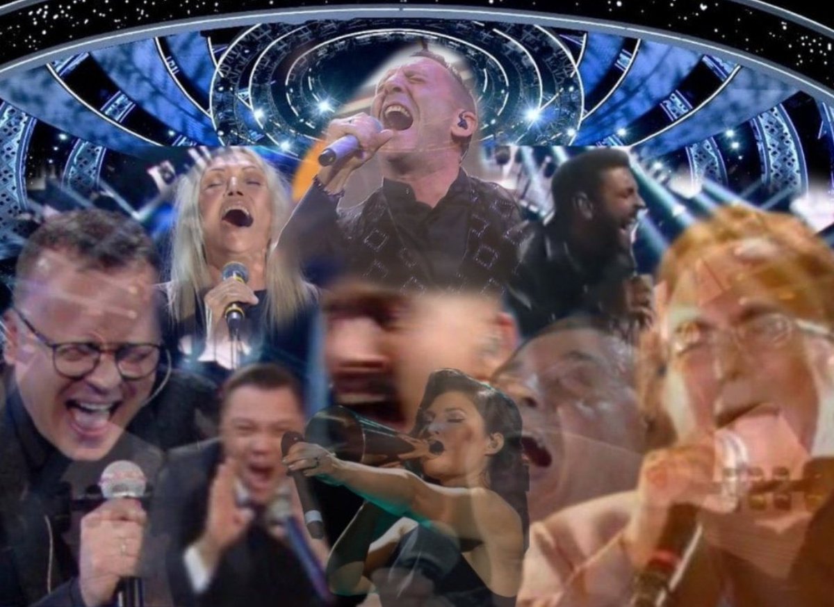 NoRealityThx's tweet photo. Ma Rosa che ha portato lo strumento ma non l'ha suonato vale come bonus? 
#fantasanremo2023 #sanremo2023 https://t.co/P7kXAaLyJ5