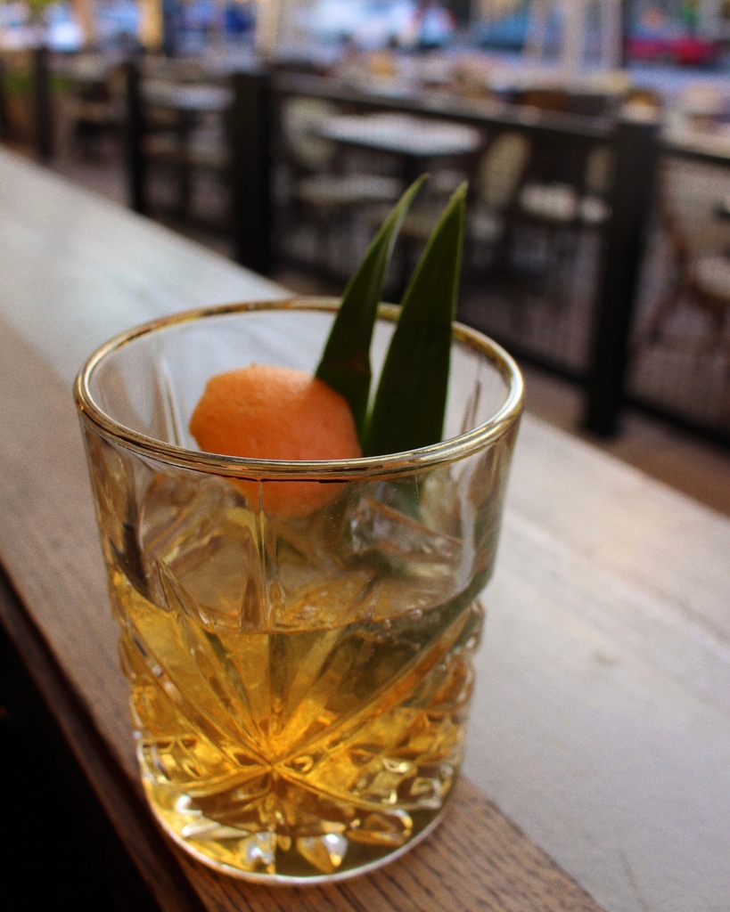 maghousepas's tweet photo. Have you made plans for the 14th yet? 🖤 Maybe a peak at our Valentine’s Day exclusive cocktail and food menu will help solidify your plans… let us know you’re coming, link in our bio. 🍹👀🥃 https://t.co/n7oef5tWUE