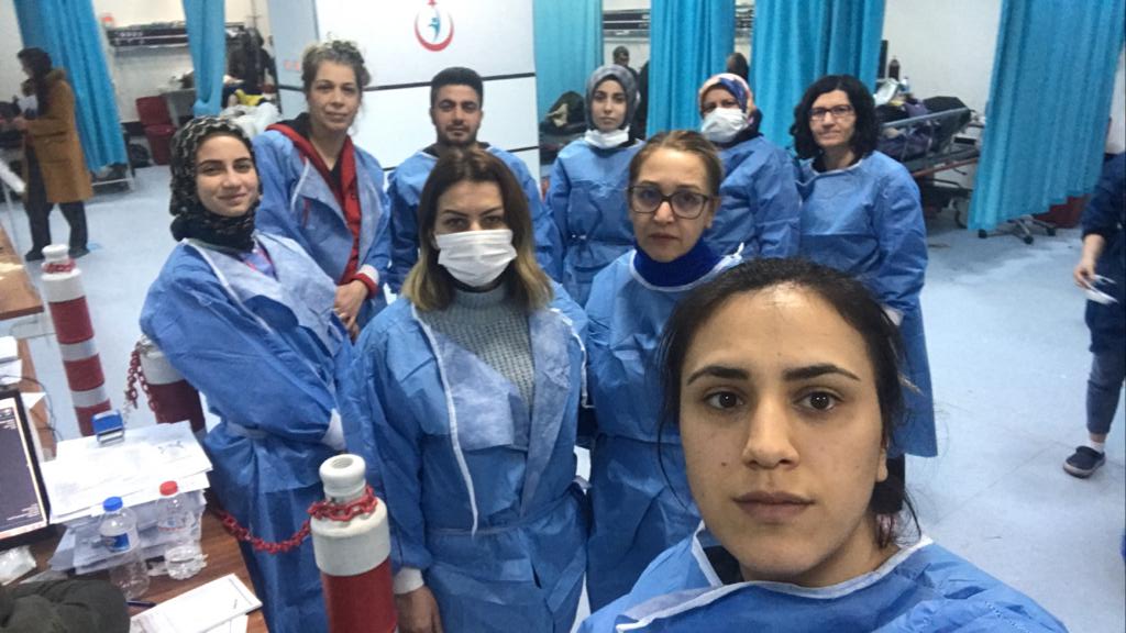 IsahedA's tweet photo. Yaşadığımız büyük felaketin yaraları sarılırken İSAHED devletimizin ve milletimizin yanında.
Depremde hayatlarını kaybeden vatandaşlarımıza Allahtan rahmet, yaralılarımıza acil şifalar diliyoruz.   #depremsondakika https://t.co/sWjT0B4nZQ