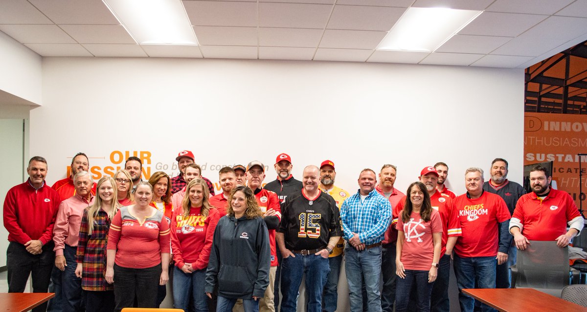 Happy Red Friday! We are so excited to see the Chiefs win this Sunday!
 
#alhuber #chiefs #redfriday