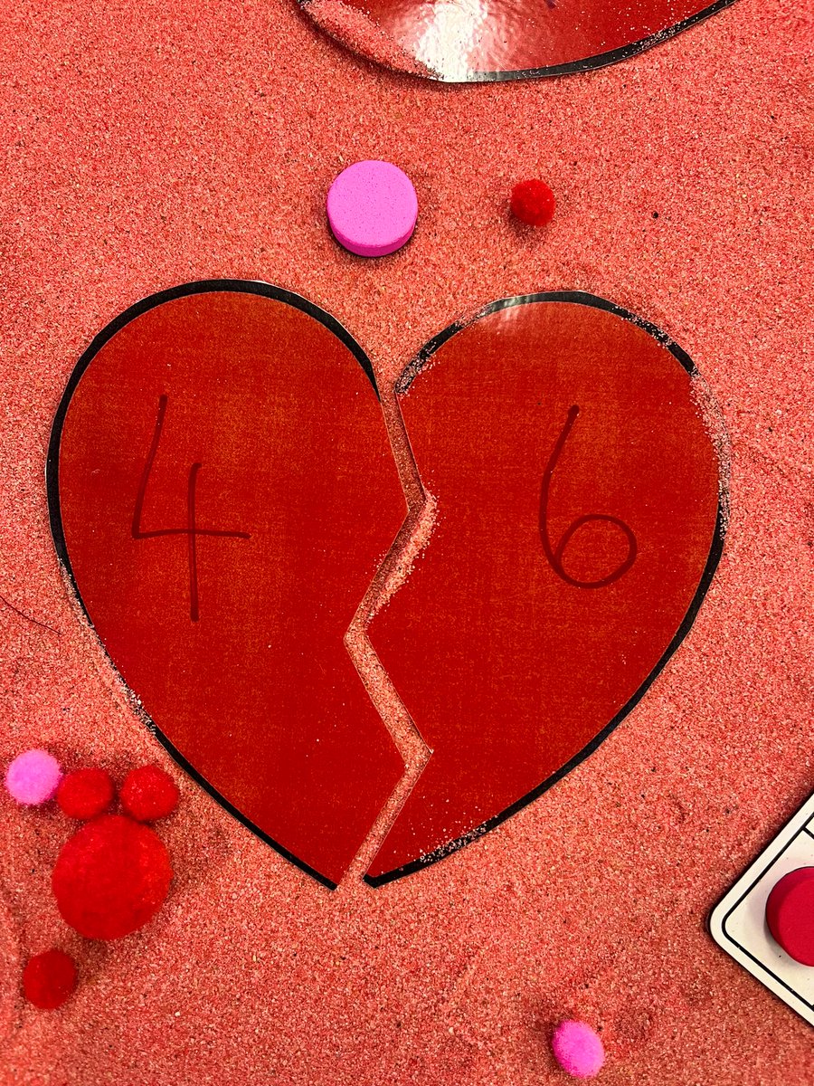 Our Valentines themed tuff tray to consolidate knowledge of number 🥰😍 P1 enjoyed counting to 10 using magnets on ten frames, using tweezers to put the correct number of pom poms into the pots, or fixing the broken number bonds 💔❤️ #Play2Learn #TuffTrayActivities