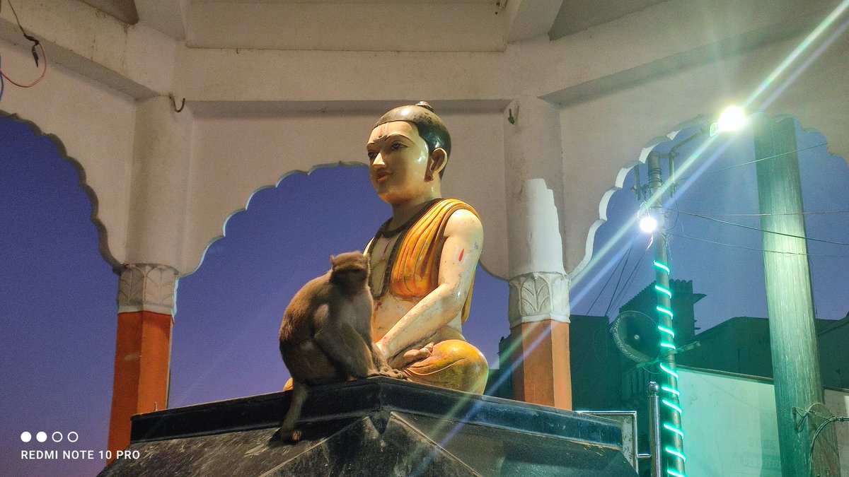 Rohitashwa14's tweet photo. #चित्रकूट
Where evey inch of the land narrates the story of #LordRama, family values. Had a fulfilling tour.Will request @CPRONCR to make area around Chitakoot #Karwi #Railway_Station more tidy and free fm #single_use_plastic
@ChitrakootDm
@Collector_Satna
@chitrakootpol
सादर https://t.co/77ynmRbeGR