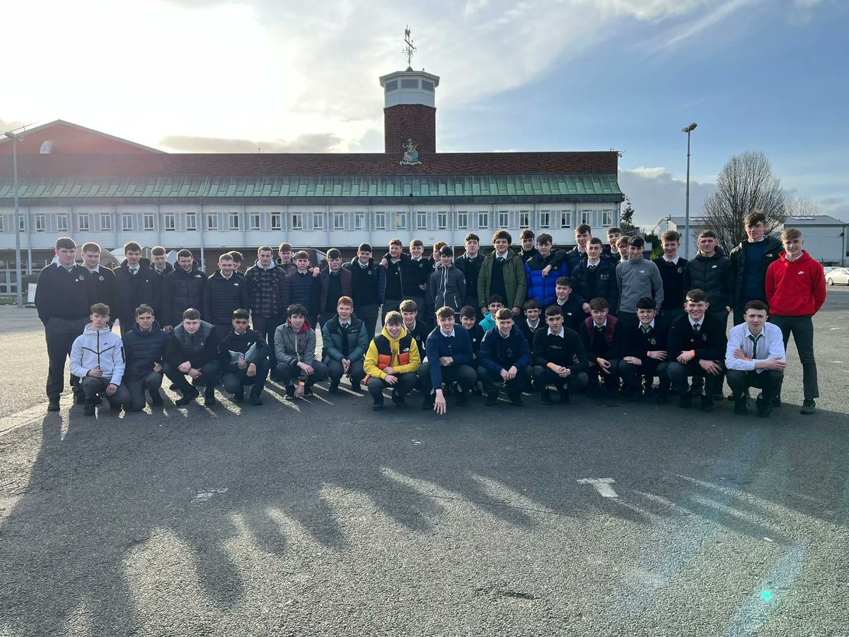 abbeytipp's tweet photo. TY &amp; 5thYear students attended the @CASuicide “Headstrong” student congress along with almost 6,000 students from all over Ireland. An uplifting day of wellbeing, music &amp; dance along with inspirational presentations from mental wellness ambassadors  @RorysStories @unclebobcarley https://t.co/jDaJ2f2AJd