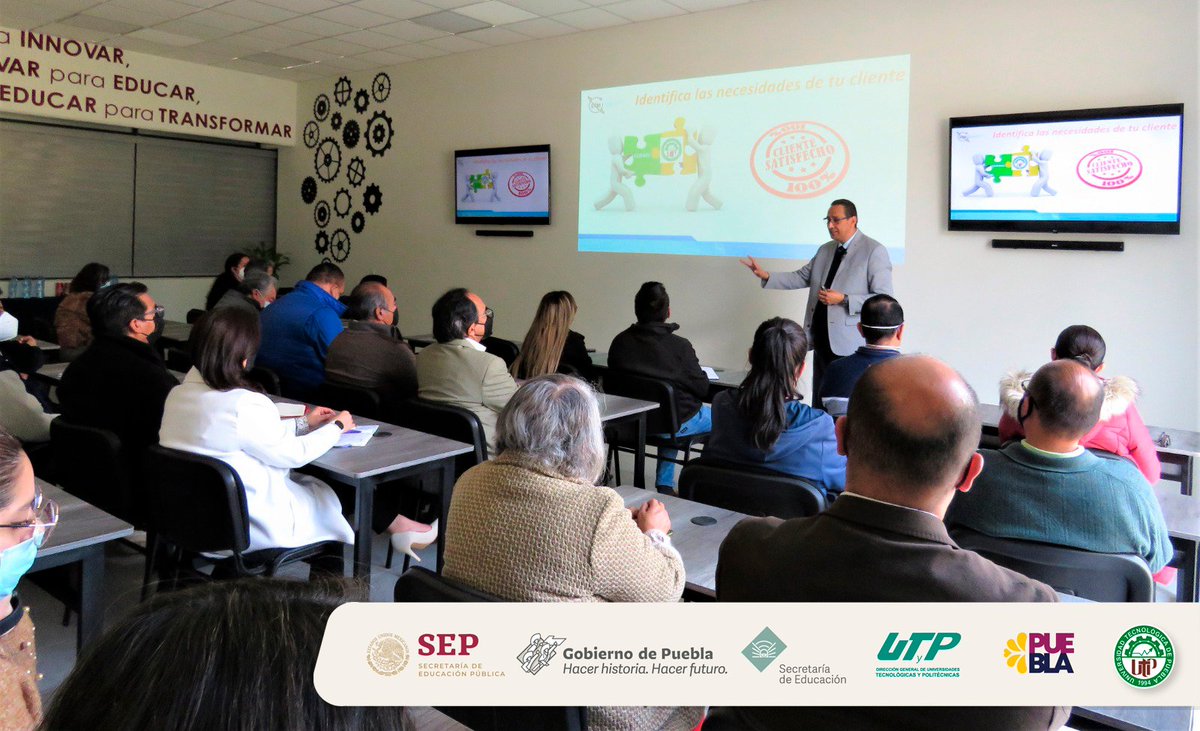 OficialUTP's tweet photo. |#EventosUTP|
Corte de listón inaugural del “Aula de Capacitación de Vinculación” e impartió a personal directivo de la UTP y CERHAN la charla “Experiencias de vida para vender servicios y productos tecnológicos”.
#SomosCastoresUTP https://t.co/K1lFSRDZwZ