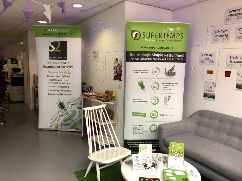 NWalesSocial's tweet photo. #NWalesHour 
#recruitmentopenday at @Supertempsltd 

If you missed this weeks #Supertemps Perfect CV seminar to jobseekers in #Bangor, their next Recruitment Open Day is on Thurs 16th Feb in Colwyn Bay. 

https://t.co/Y6x7jXQumI https://t.co/R2QabnDSKB