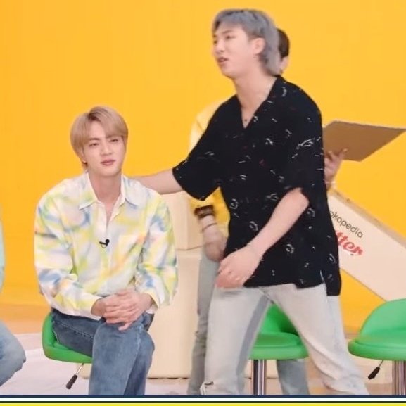 namjinarchivex's tweet photo. https://t.co/LqW3zysYNe