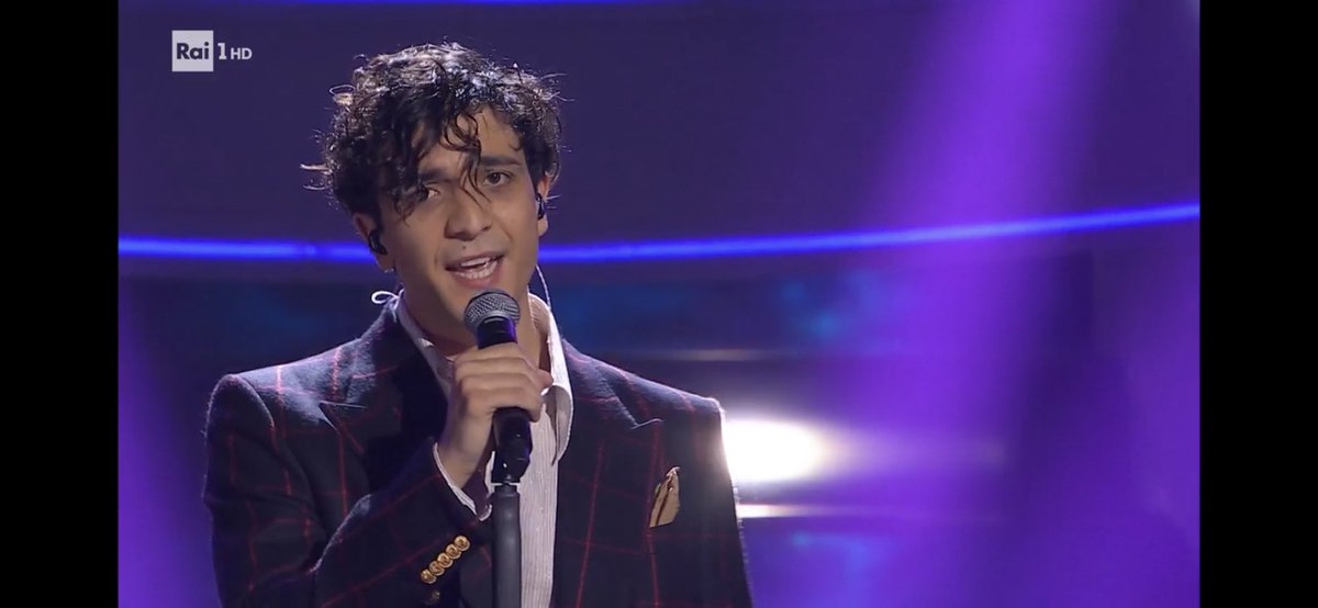 aleferaz's tweet photo. la delicatezza di questo brano >>>>
è proprio l’anno della rivincita di alberto tananai e noi amiamo vederlo ❤️‍🩹 #Sanremo2023 https://t.co/e1THODqova