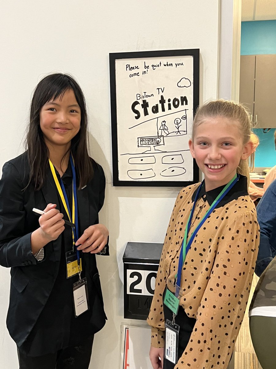 April Warren tweet media