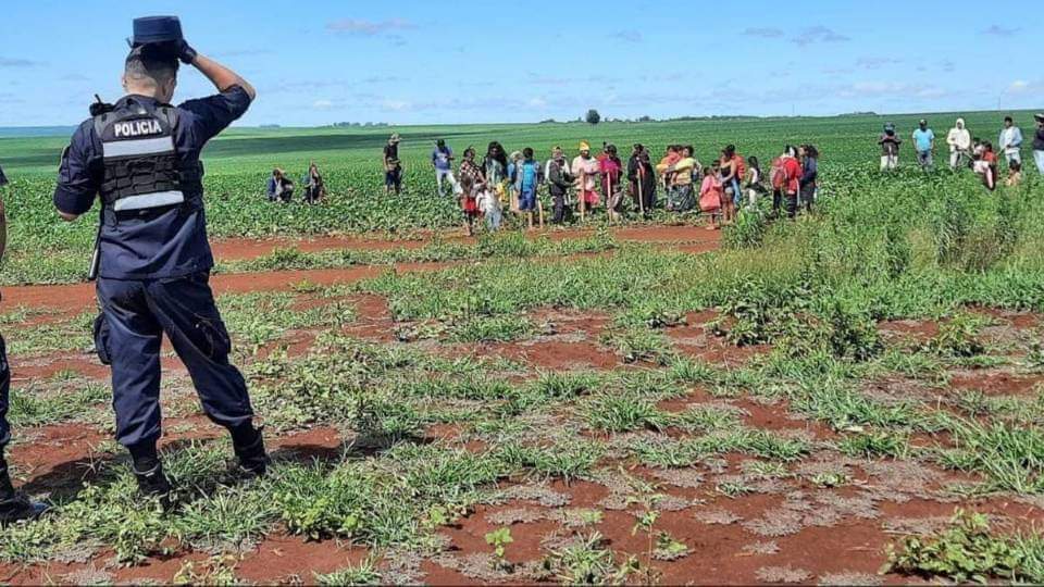 RamonFogel1's tweet photo. Queremos un Estado para todos los paraguayos, fundamentalmente que recupere sus recursos naturales, sus bienes públicos . Hoy, gran parte de nuestro territorio está controlado por extranjeros y el Estado paraguayo tiene escasa presencia. https://t.co/putEG9v4aM