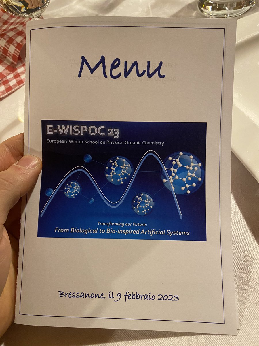 wispoc's tweet photo. Social dinner part.2 we are a lot! #ewispoc https://t.co/NTgjU14b0K