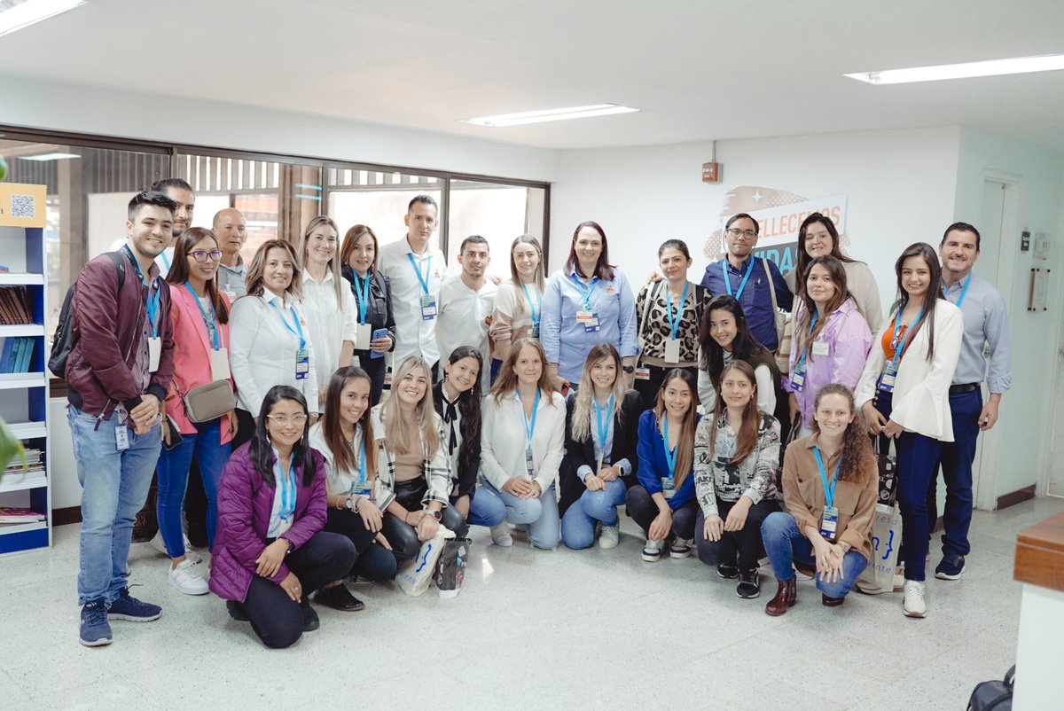 DesarrolloEcoAn's tweet photo. @ANDI_Colombia @GobAntioquia @anibalgaviria @DaniTrejoR @FundacionANDI "7.1% de la población en Colombia tiene algún tipo de discapacidad; es decir, aproximadamente 3 millones de personas". 💚 Catalina Martínez, directora de la 
@FundacionANDI en Intercambio de Experiencias. https://t.co/KzSIFSHMoI