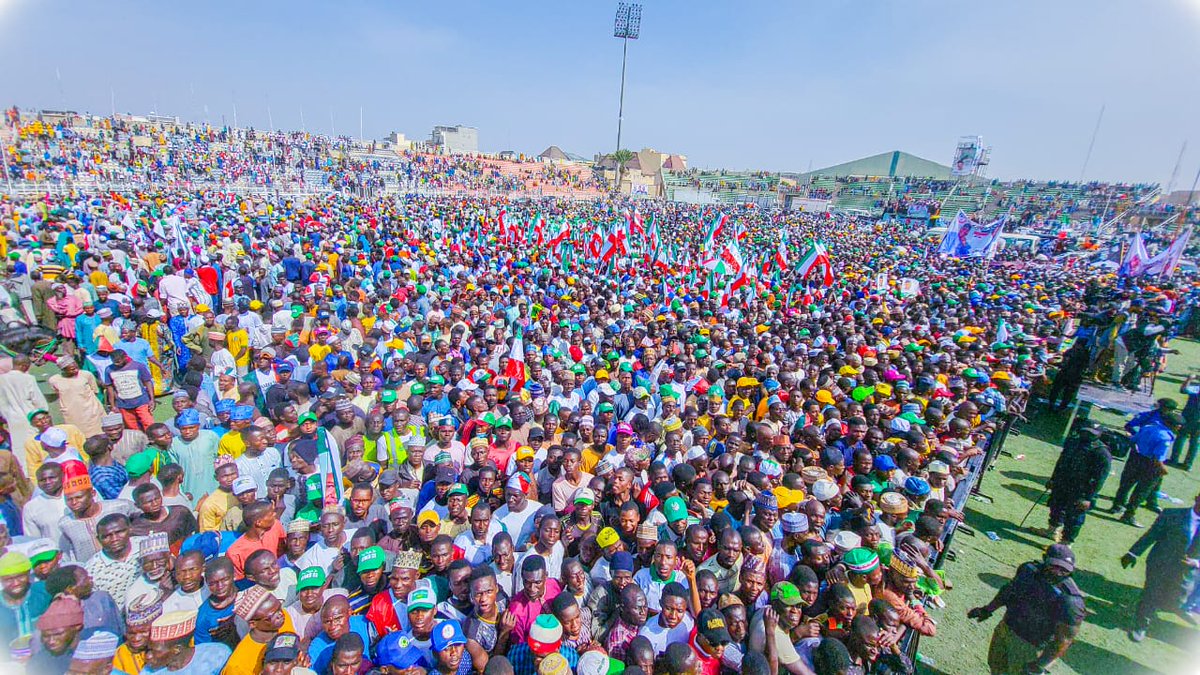HabuAli72159204's tweet photo. *Hello, Northwest 👋*

Happening Now!

2023 PDP Atiku/Okowa Presidential Campaign Rally, at Sani Abacha Stadium,Today  in Kano, Kano State. *#RecoverNigeria.*
*North West for Atiku Abubakar*
*#recoverkanowithpdp  #AtikuIsComing2023 #WeWantPDPBack #RESETNigeria. https://t.co/fLImW2paf7