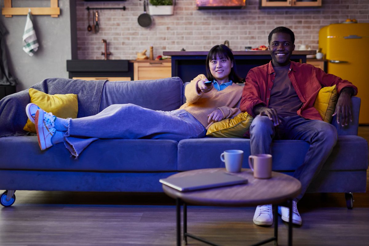 bluoceanrising's tweet photo. Getting lost in a good show is a great way to spend an evening. What's your current favorite?
.
.
.
#bingeworthytv #tv #shows #bingeashow #televisionshows #drama #docuseries #eveningin #stayingin #tvshows #tvseries https://t.co/u4FoFoPRzz