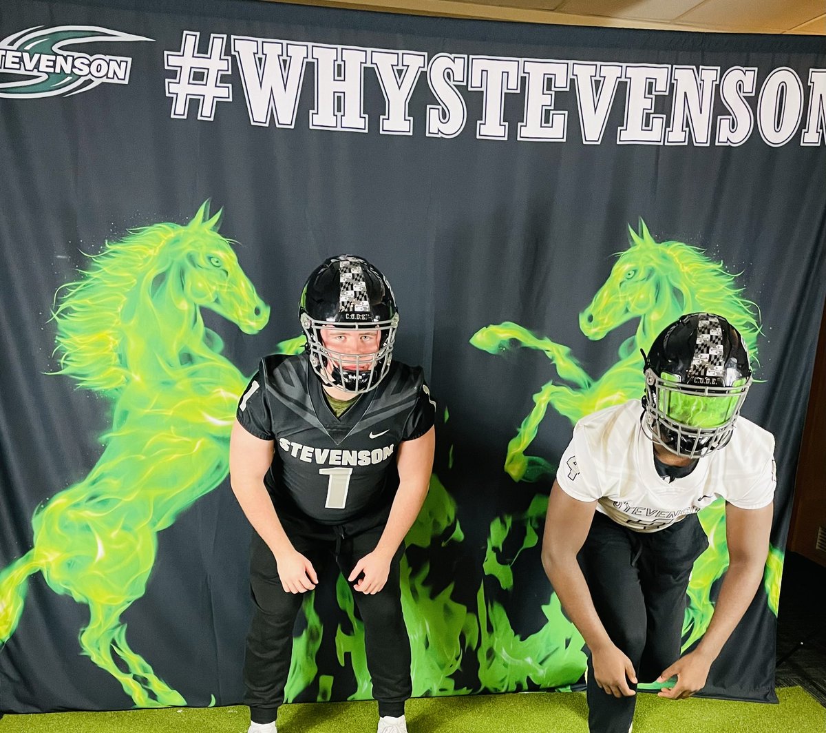 Mikehall24's tweet photo. After a great visit I am blessed to receive an offer to continue my academic and football career at Stevenson university thank you to @SUMustangFB  @KenEmmons_SU and the rest of the staff for having me up 🟢 🐎 #madistrong #stangs https://t.co/MonwJoTjvL