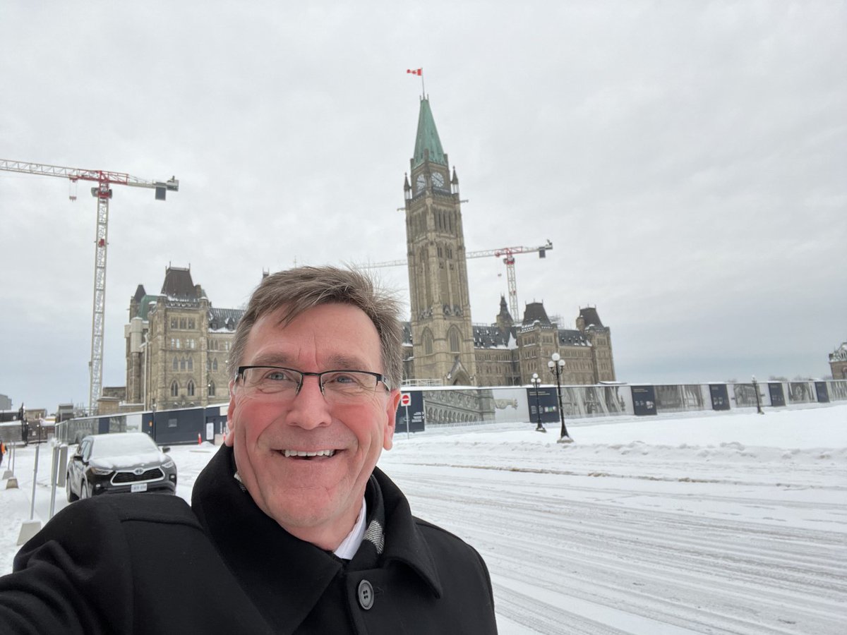 OCNI_'s tweet photo. OCNI's President and CEO Bill Walker was pleased to participate in the @CanadaNuclear 'Hill Day' at Parliament Hill in Ottawa. It was an engaging and informative day on the advantages of #cleannuclear and building a better future for Canada. https://t.co/xD70Ry22uY