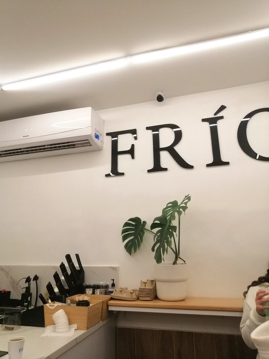 nadamohamedd0's tweet photo. Fav place!🫶🏻 @Friocafee https://t.co/OHmzm5uNNQ
