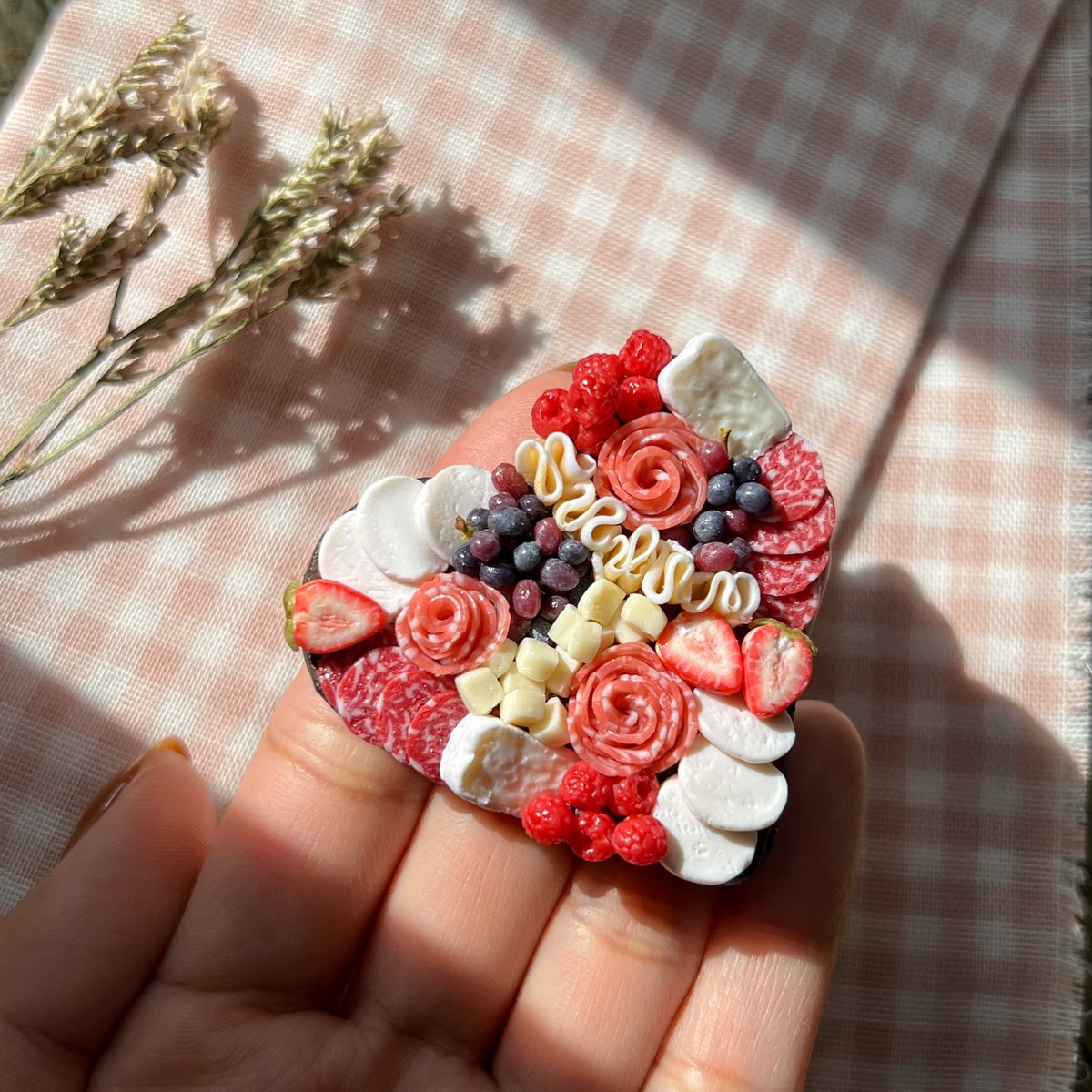hand made charcuterie magnets 🍇🧀🍷
