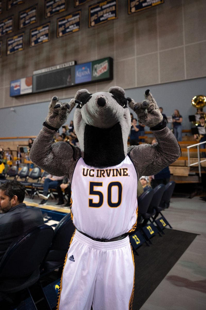 PET(E)R STICKER DROP TONIGHT!
@ucimbb game vs. Cal Poly at 7 pm, doors open at 6! See you at the Bren 🐜 🍽️ 

#TogetherWeZot | #DefendTheBren