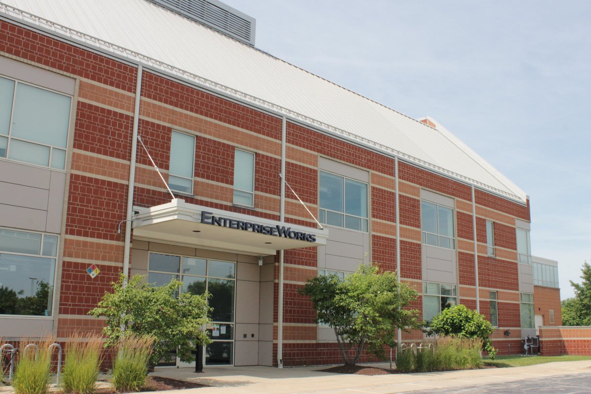 Laura Appenzeller tweet media