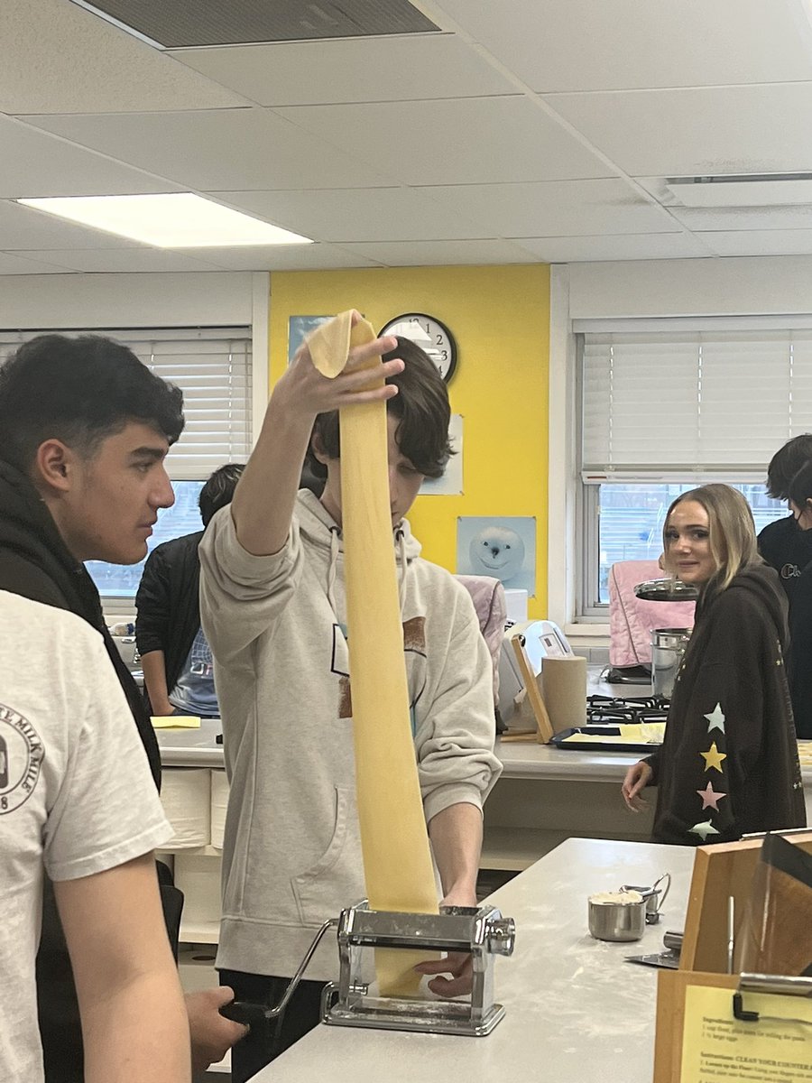 Cooking w/ Pope tweet media