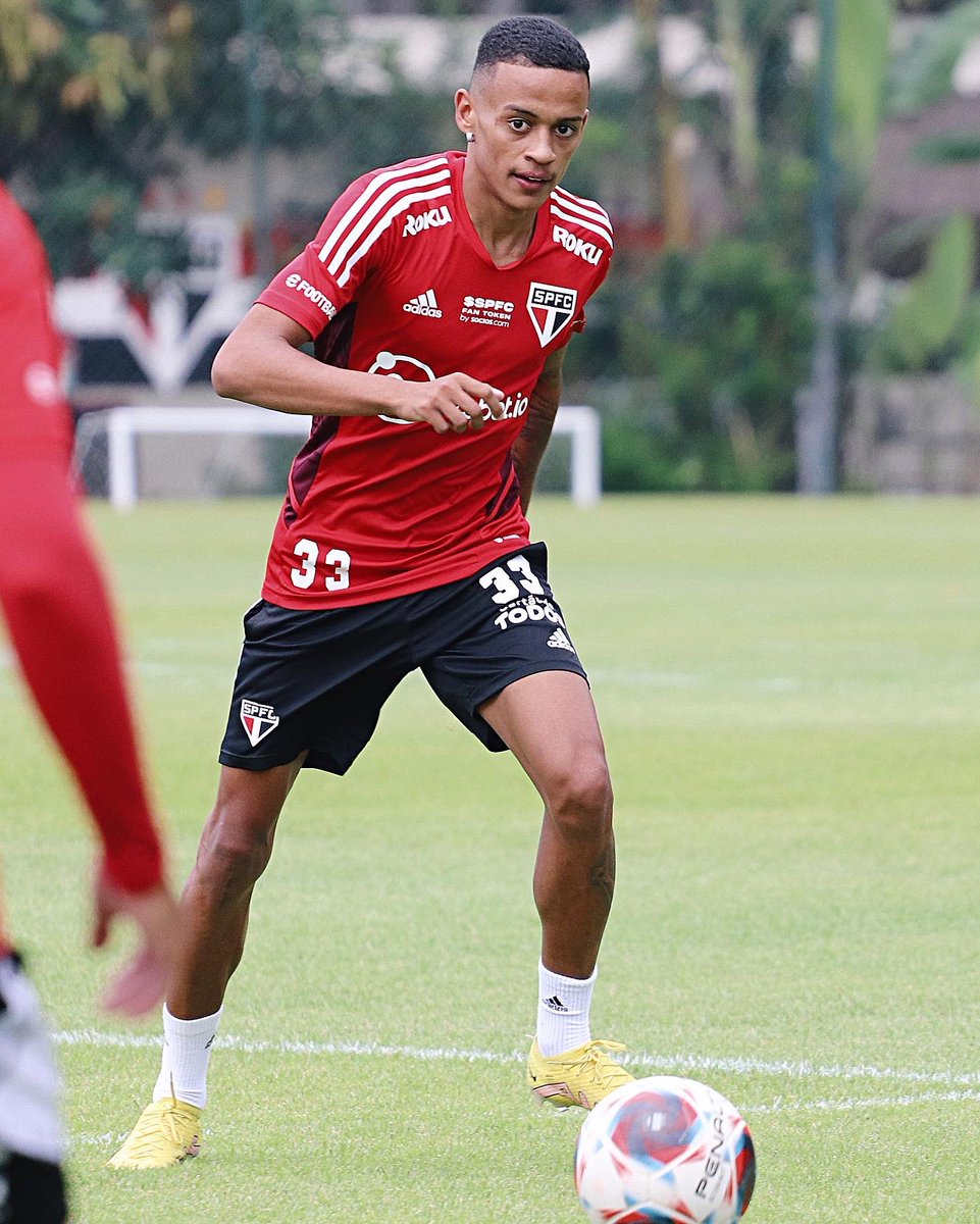 spfc_df's tweet photo. 🆕 DE VOLTA 🇾🇪
Caio Matheus iniciou a transição com a preparação física.
O atacante se recupera de cirurgia no joelho direito. @Caiomatheus_11
#SPFC #spfc93anos #vamossãopaulo #Tricolor #trimundial #spfc91 #saopaulofc https://t.co/SprGN6H4f2