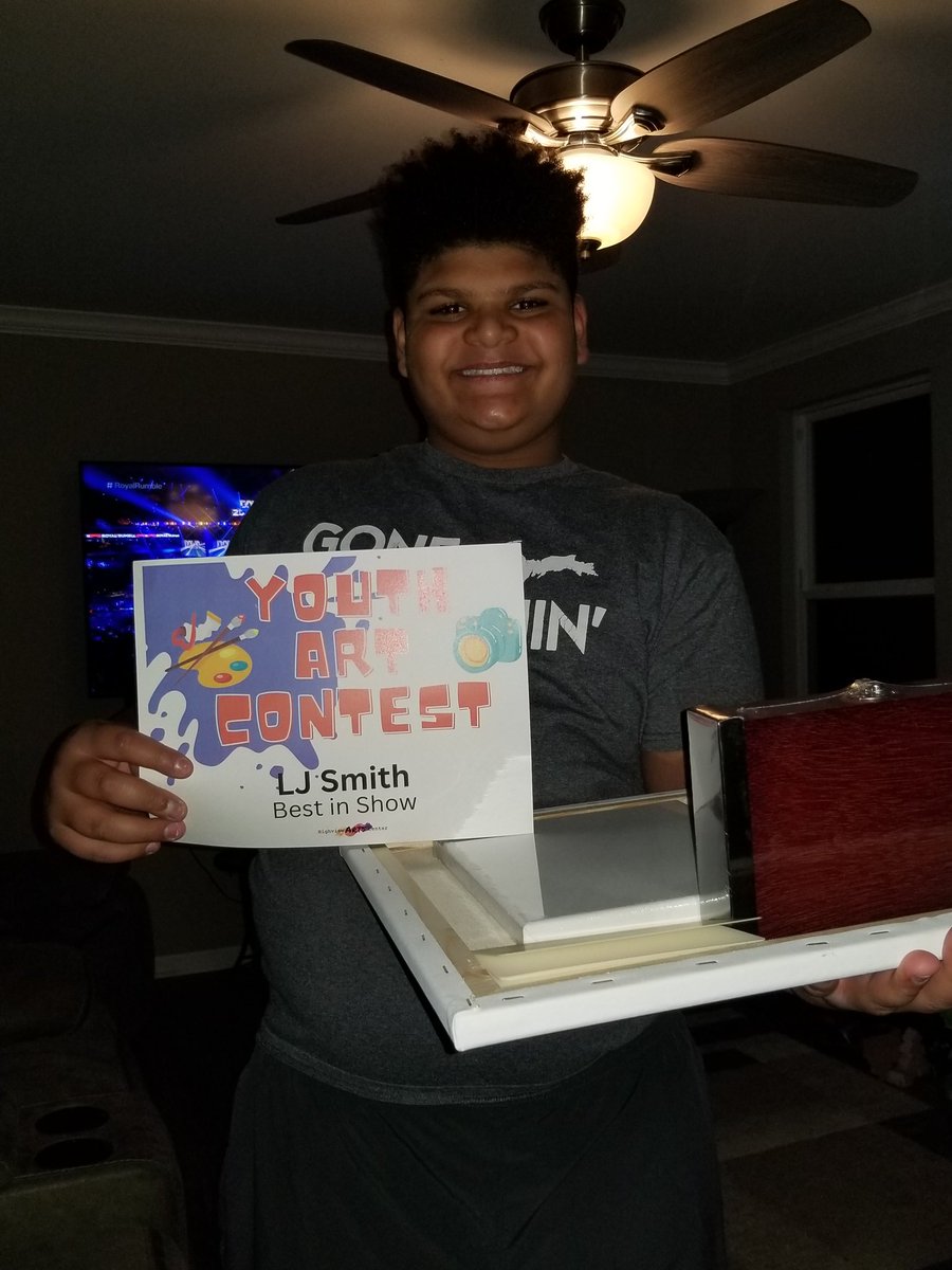 LJ_94_Smith's tweet photo. Displaying my Academic Achievements as much as my Athletic Achievements.
#morethananathlete #TeamLJ #season6loading #classof2030 https://t.co/SSxf6T6tw2