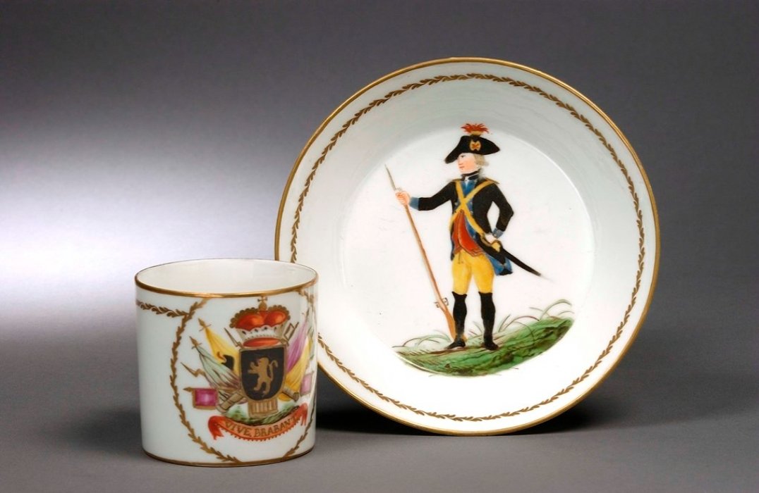 So in 1789 one could buy revolutionary cups and saucers celebrating the Brabantian Revolution. Made by Louis Cretté. Broodhuis, Brussels.