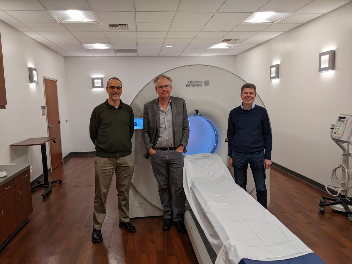 Simon Cherry (@simonrcherry) on Twitter photo Delighted to have Richard Leahy from USC visiting us for the past two days. Thanks for your terrific seminar on extracting brain networks from resting state fMRI studies. <a href="/UCDRadiology/">UCDRadiology</a> <a href="/UCDavisBME/">UC Davis Biomedical Engineering</a> <a href="/UCDavisCMGI/">UC Davis CMGI</a> <a href="/TotalBodyPET/">UC Davis EXPLORER</a> <a href="/USCViterbi/">USC Viterbi School</a> Delighted to have Richard Leahy from USC visiting us for the past two days. Thanks for your terrific seminar on extracting brain networks from resting state fMRI studies. <a href="/UCDRadiology/">UCDRadiology</a> <a href="/UCDavisBME/">UC Davis Biomedical Engineering</a> <a href="/UCDavisCMGI/">UC Davis CMGI</a> <a href="/TotalBodyPET/">UC Davis EXPLORER</a> <a href="/USCViterbi/">USC Viterbi School</a>