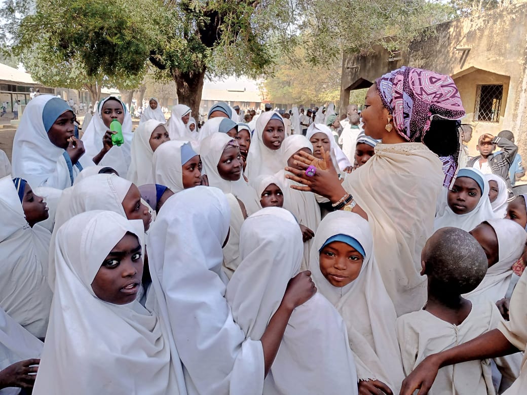 Friends of the Community Organization FOCO sensitizing pupils on the needs for the completion of secondary school at Garum Malam LGA Kano state Nigeria. <a href="/AgileKano/">AGILE PROJECT KANO STATE</a> 
<a href="/EUinNigeria/">EU in Nigeria 🇪🇺🇳🇬</a> 
<a href="/UNDPClimate/">UNDP Climate</a>