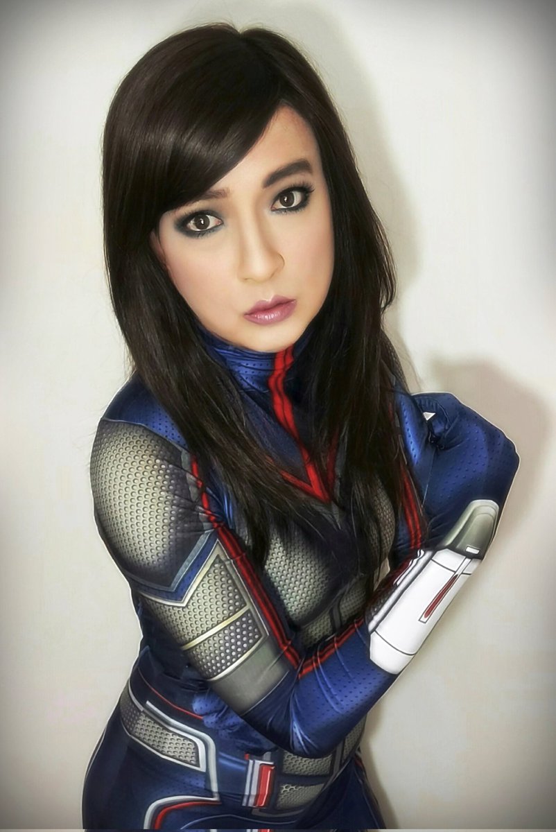 ozbattlechick's tweet photo. Not long now, except I will be catching this movie in the UK. I just quit my job and am hitting the road to do that finding myself thing. Wish me luck.

#ozbattlechick #ozbattlechickcosplay #wasp #waspcosplay #hopevandyne #HopePym #AntManAndTheWasp #AntManAndTheWaspQuantumania https://t.co/NETgmMBfOQ